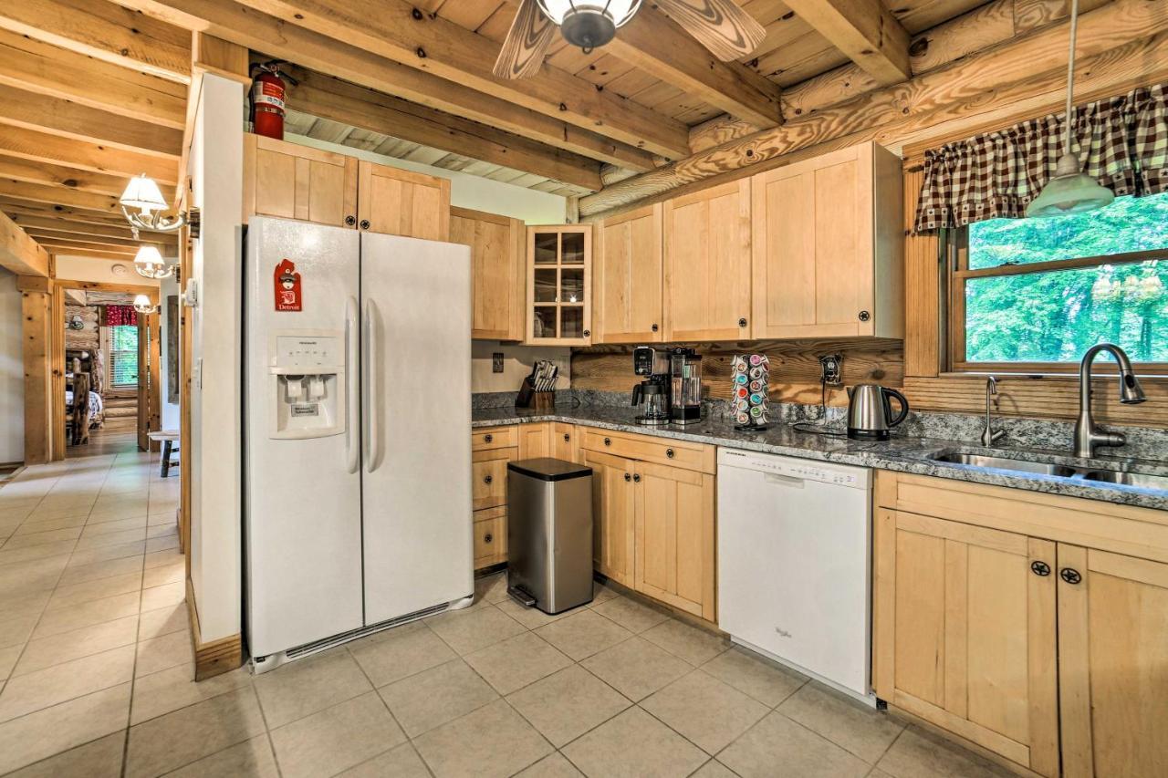 Classy Home With Hot Tub 2 Mi To Lake Access! جاكسون المظهر الخارجي الصورة